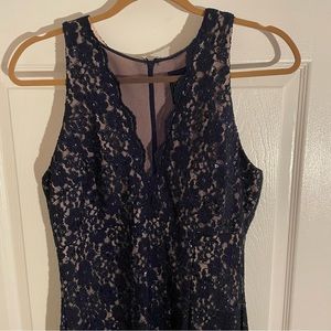 Nightway Floor length gown